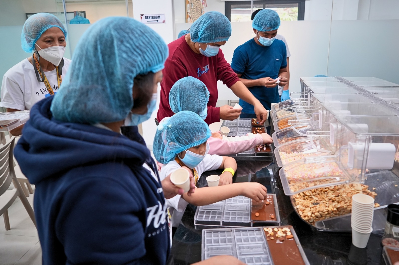 Godel Factory Tour - DIY Chocolate Bar