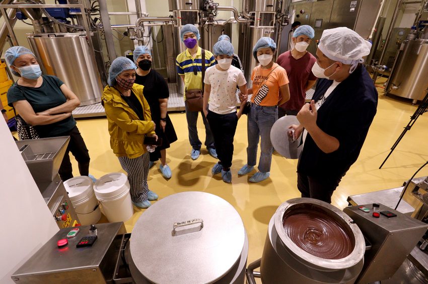 Godel Factory Tour - Bean to Chocolate Process